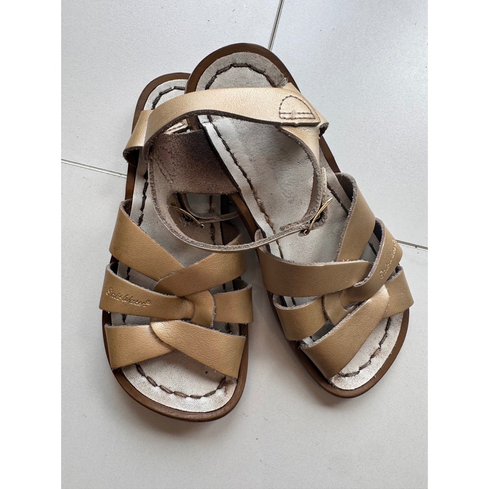 Salt Water Sandals Gold Leather Youth Size 10 Adjustable‎ Strap